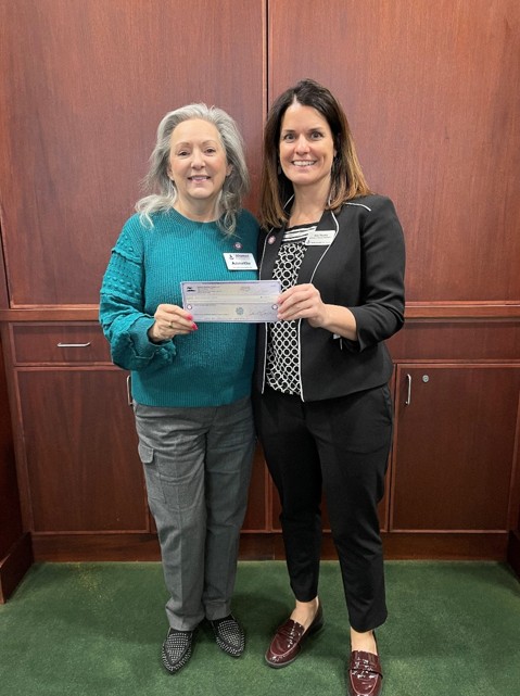 (L-R) Annette Barnette and Amy Tarpley, Director of Alumni Relations